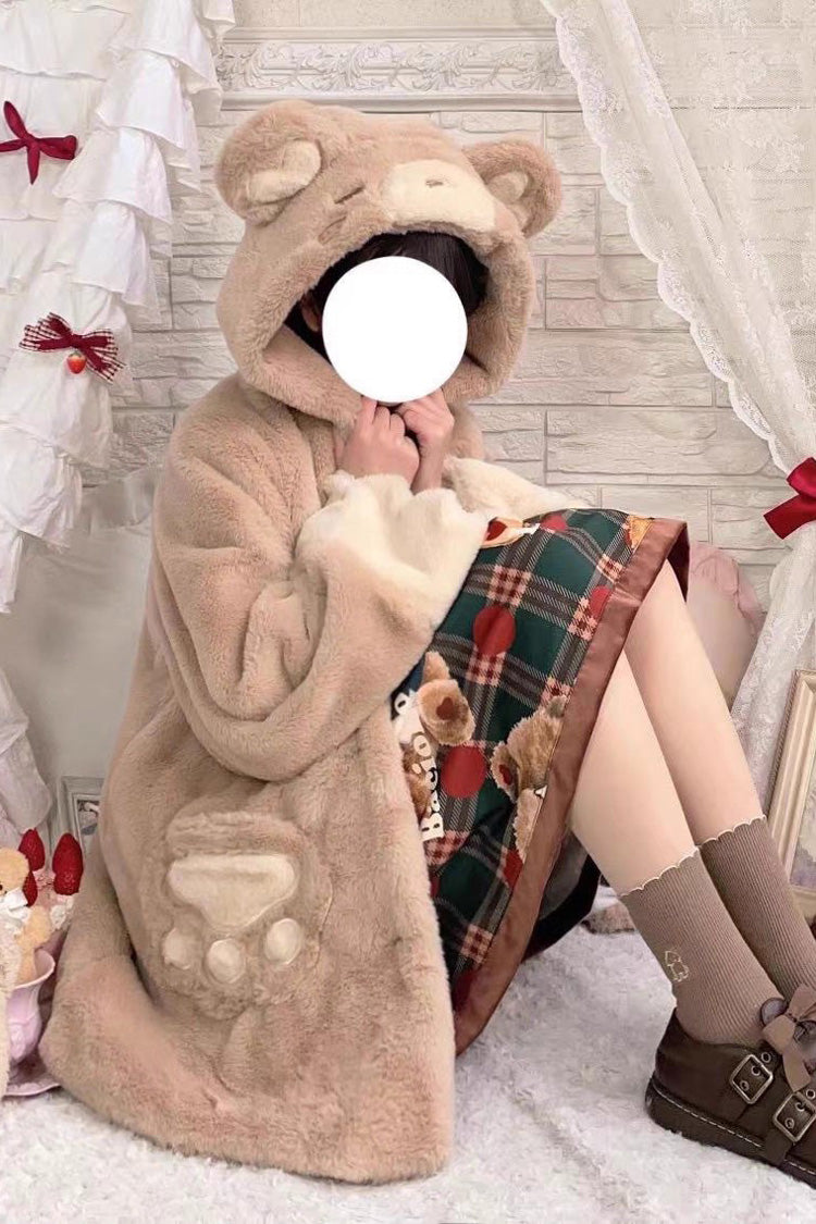 Finely Styled Coat with a Classic Vintage Look