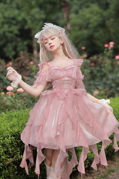 Effortlessly Elegant Dress with a Timeless Design
