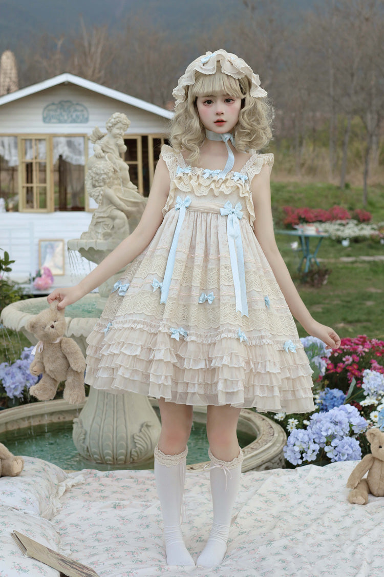 Subtly Elegant Dress with a Refined Vintage Look