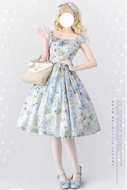 Subtly Elegant Dress with a Refined Vintage Look