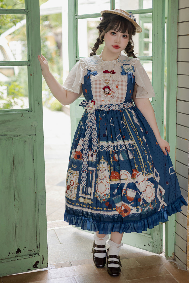 Finely Styled Dress with a Classic Vintage Look