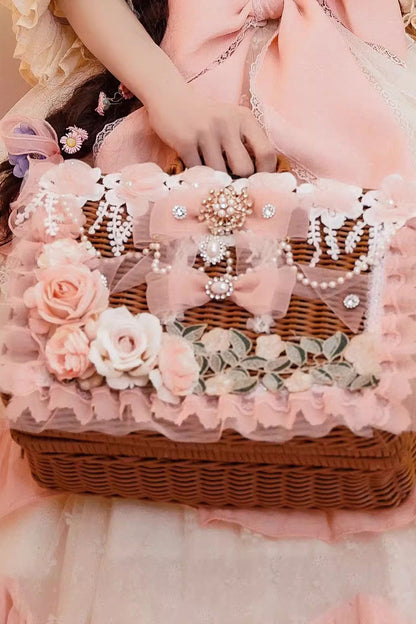 Elegantly Styled Bag for Everyday Wear