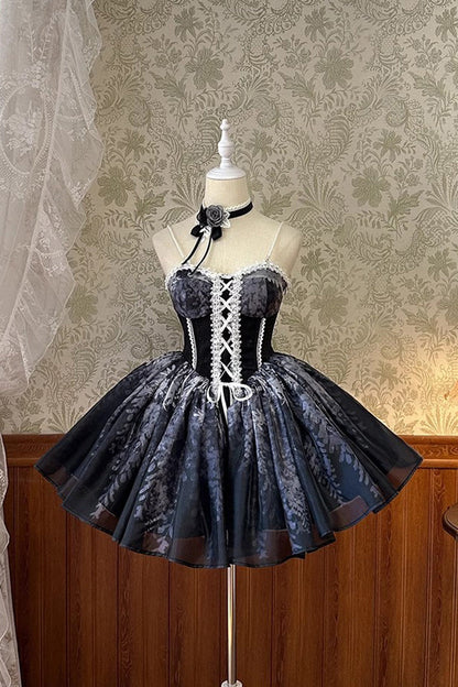 Classic Designed Dress in a Timeless Cut
