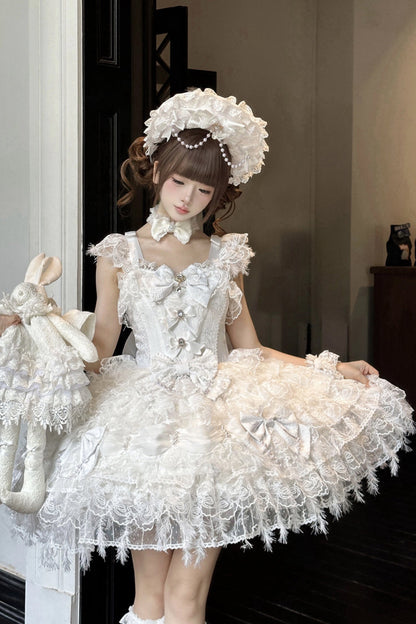 Beautifully Crafted Dress in a Classic Style