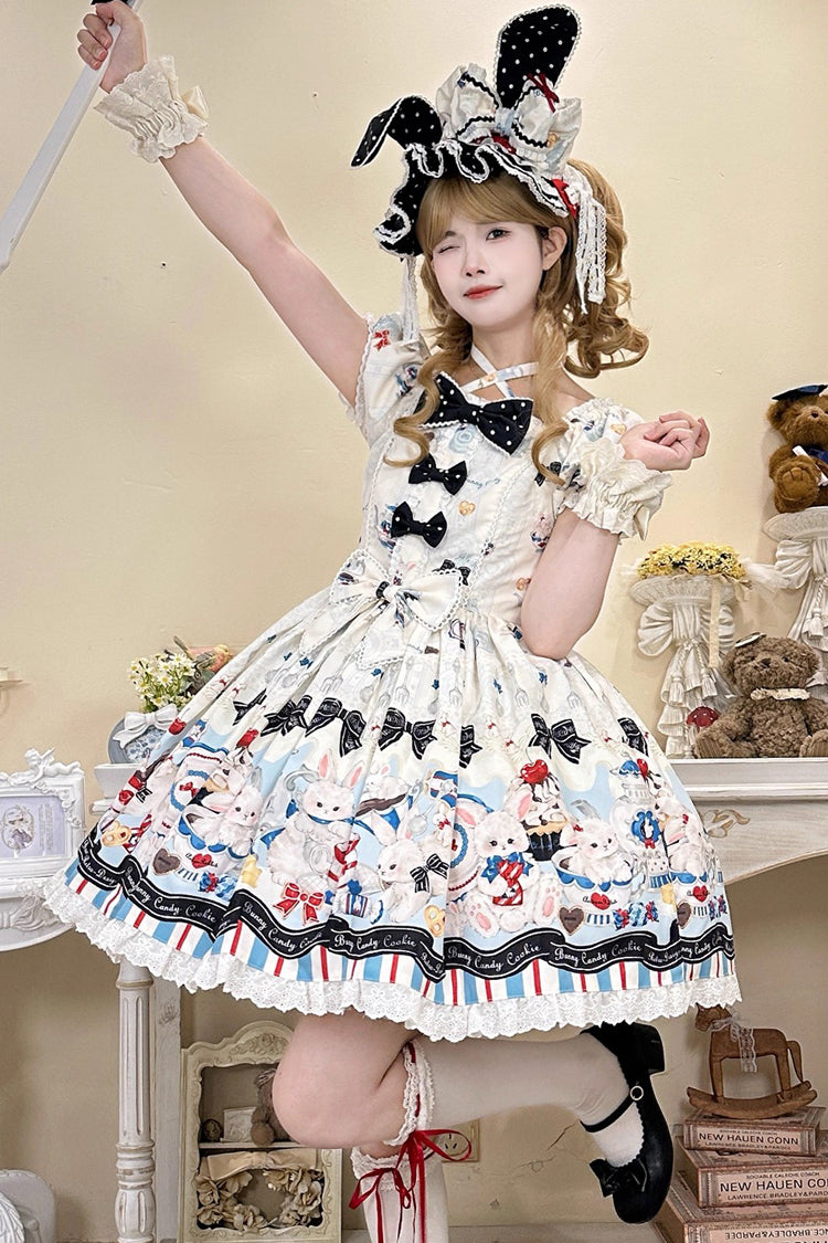 Finely Styled Dress with a Classic Vintage Look