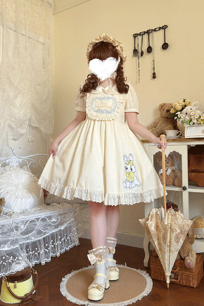 Vintage Style Dress with a Modern Fit