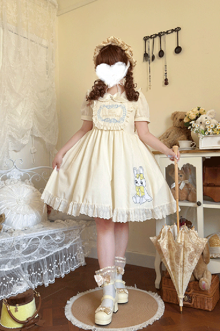Vintage Style Dress with a Modern Fit