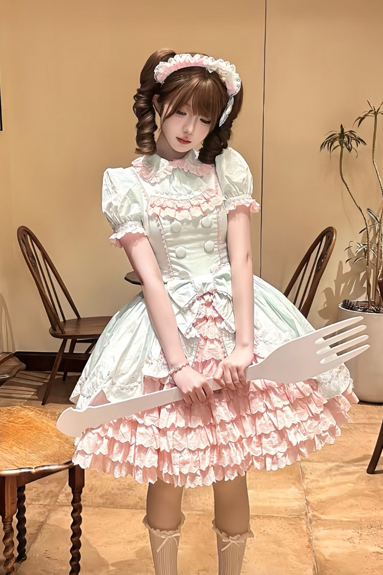 Finely Styled Dress with a Classic Vintage Look