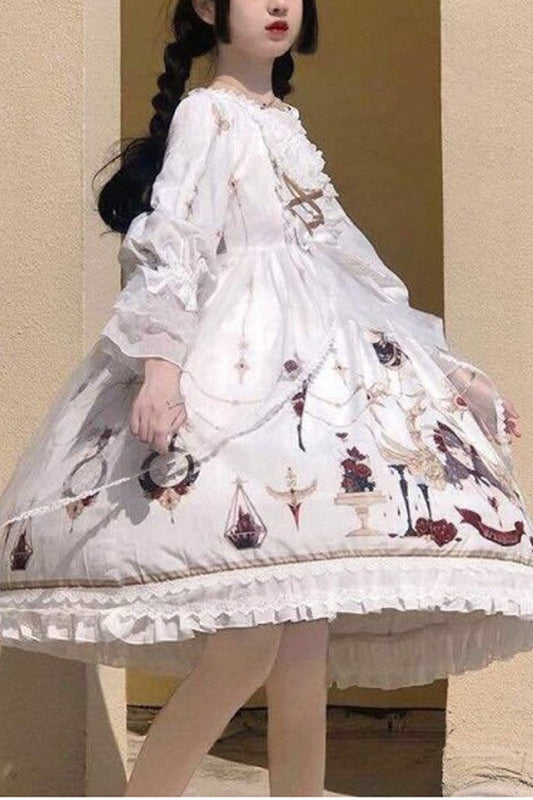 Beautifully Crafted Dress in a Classic Style