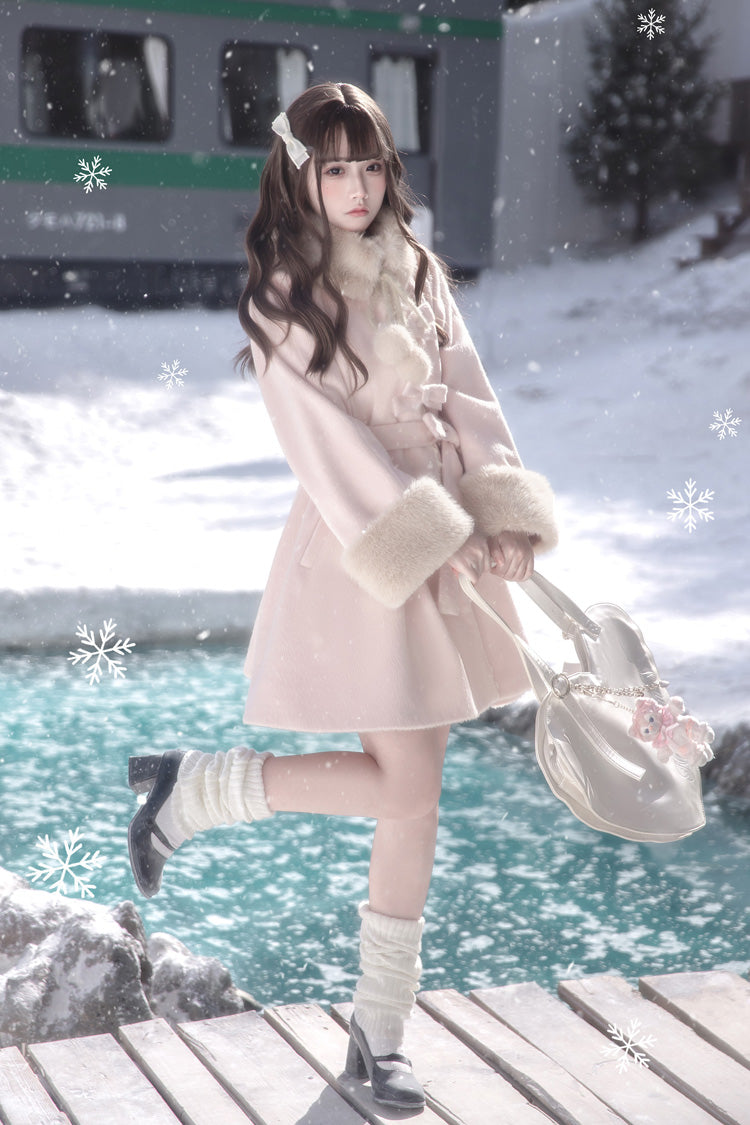 Elegantly Styled Coat for Everyday Wear