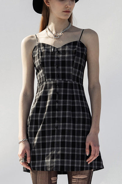 Finely Styled Dress with a Classic Vintage Look