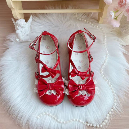 Finely Styled Shoes with a Classic Vintage Look