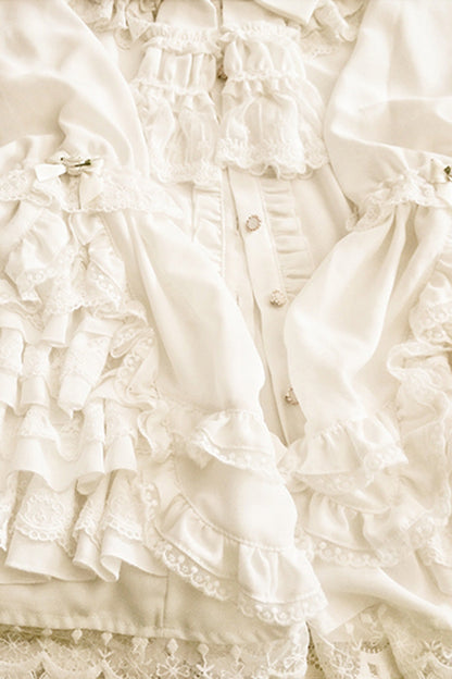Effortlessly Elegant Blouse with a Timeless Design