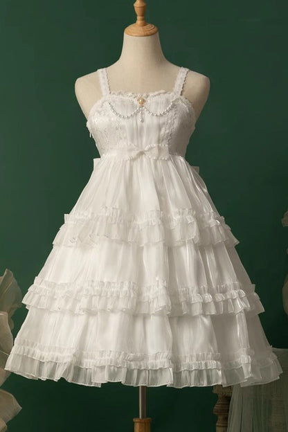 Subtly Elegant Dress with a Refined Vintage Look