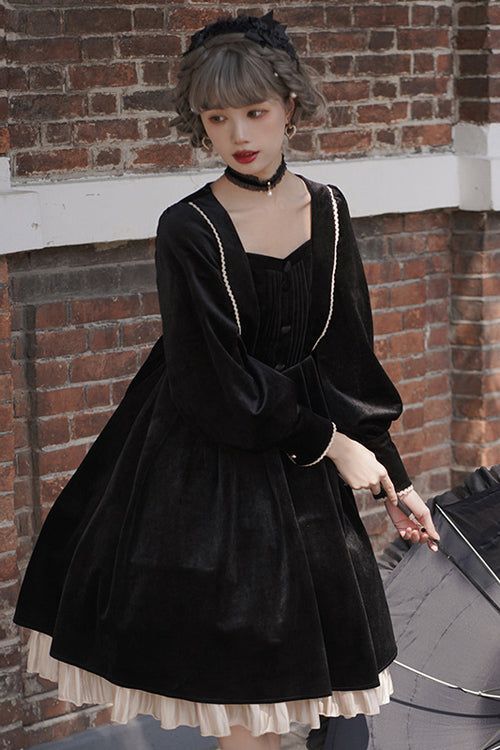 Classic Designed Dress in a Timeless Cut