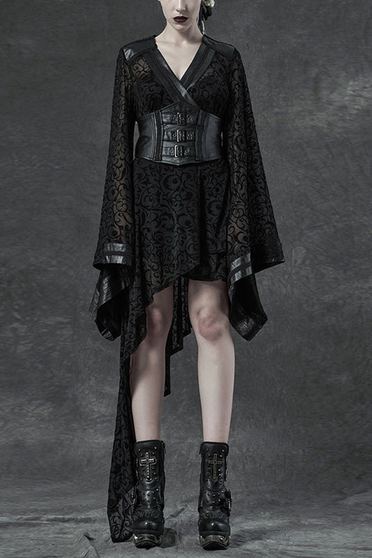 Finely Styled Dress with a Classic Vintage Look