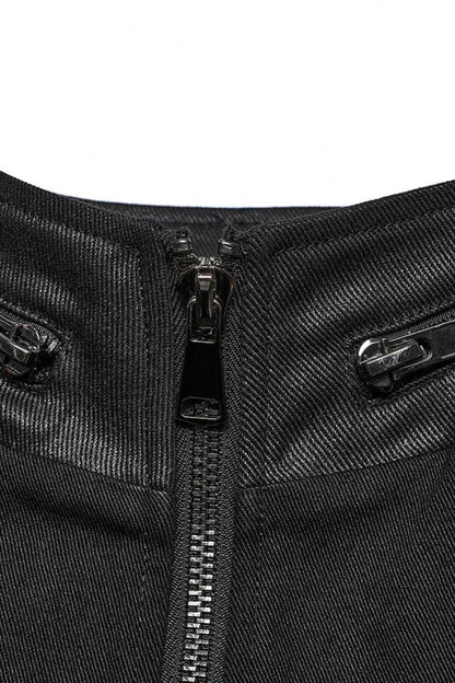 Sophisticated Garment with a Clean Classic Look