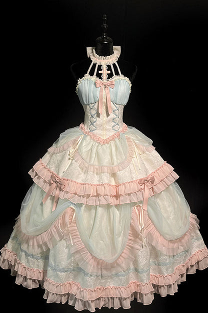 Subtly Elegant Dress with a Refined Vintage Look
