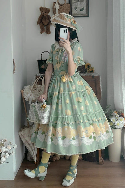 Vintage Style Dress with a Modern Fit