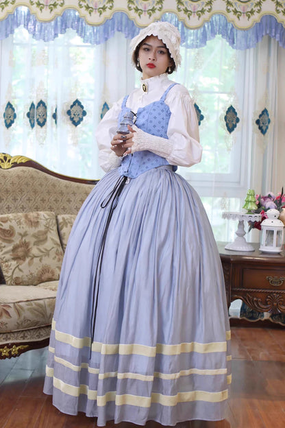Finely Styled Dress with a Classic Vintage Look