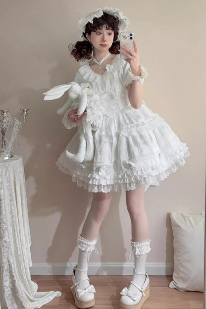 Classic Vintage Dress with a Flattering Fit