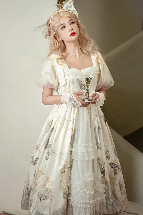 Finely Styled Dress with a Classic Vintage Look
