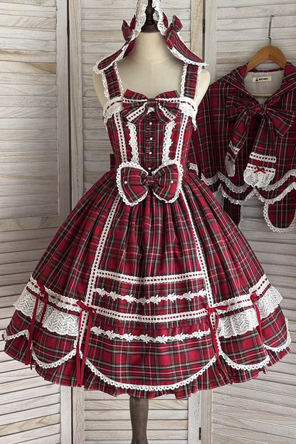Finely Styled Dress with a Classic Vintage Look