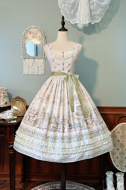 Finely Styled Dress with a Classic Vintage Look