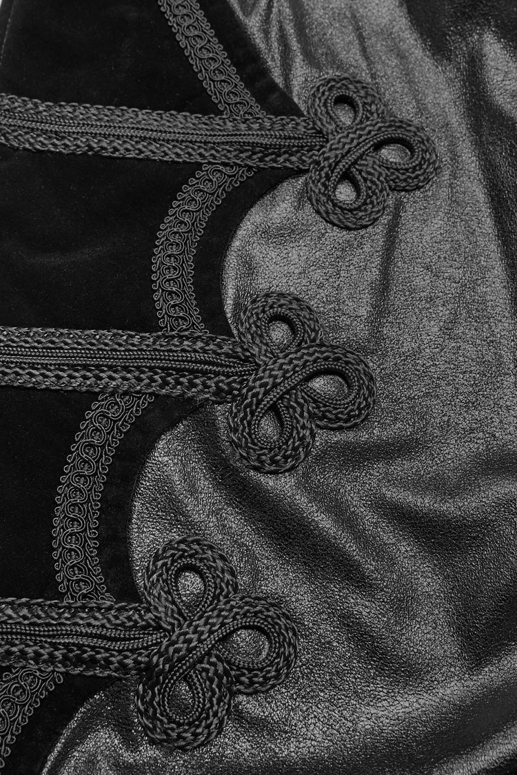 Beautifully Finished Coat in a Timeless Design