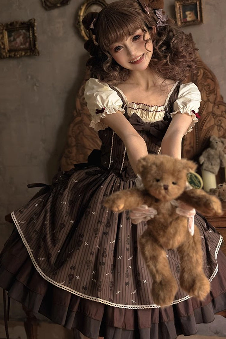 Finely Styled Dress with a Classic Vintage Look