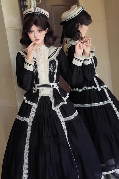 Effortlessly Elegant Garment with a Timeless Design