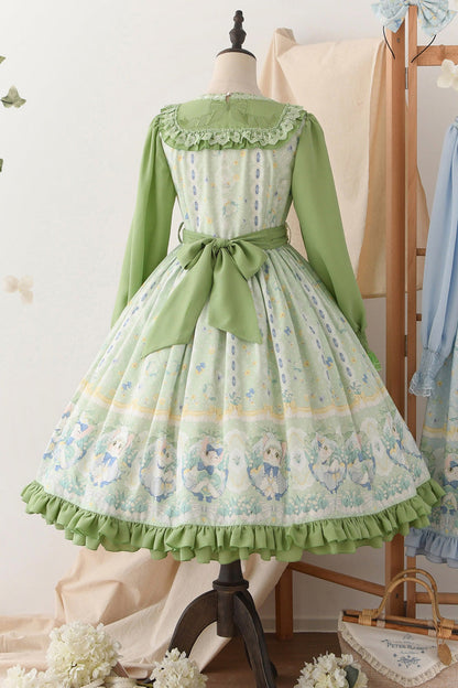 Thoughtfully Designed Dress in a Timeless Style