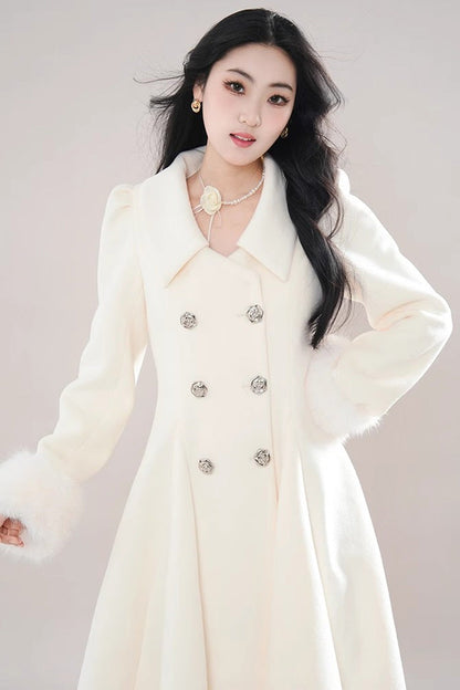 Classic Vintage Coat with a Flattering Fit
