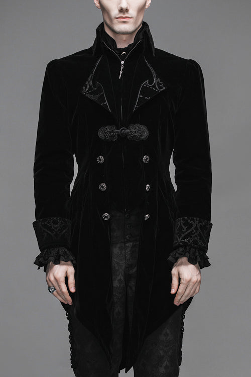 Beautifully Finished Coat in a Timeless Design