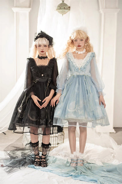 Subtly Elegant Dress with a Refined Vintage Look
