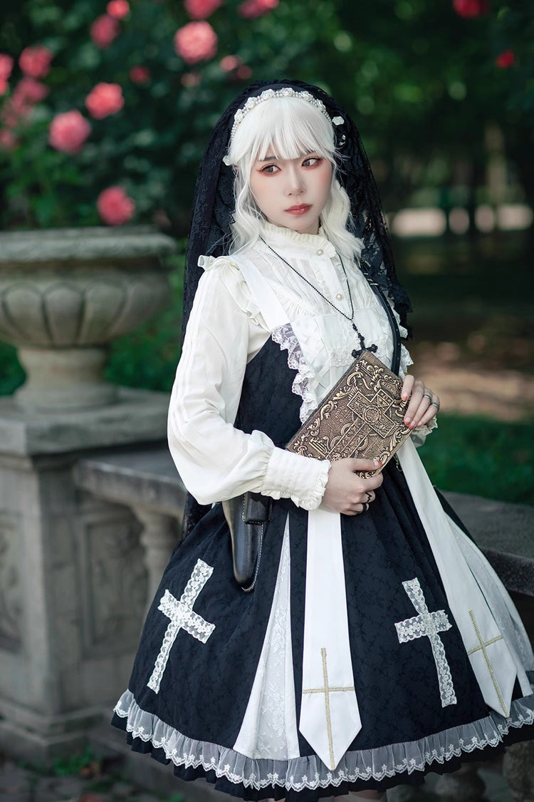 Subtly Elegant Dress with a Refined Vintage Look