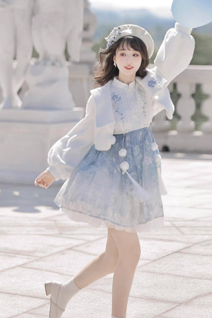 Casually Elegant Dress with a Refined Edge