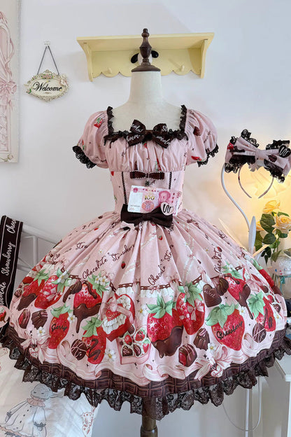 Classic Vintage Dress with a Flattering Fit